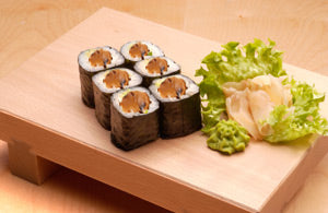 Sushi, Maki-Sushi mit gekochten Shiitake-Pilze