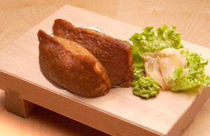 Inari-Sushi<br>Sesamreis in der Tofutasche